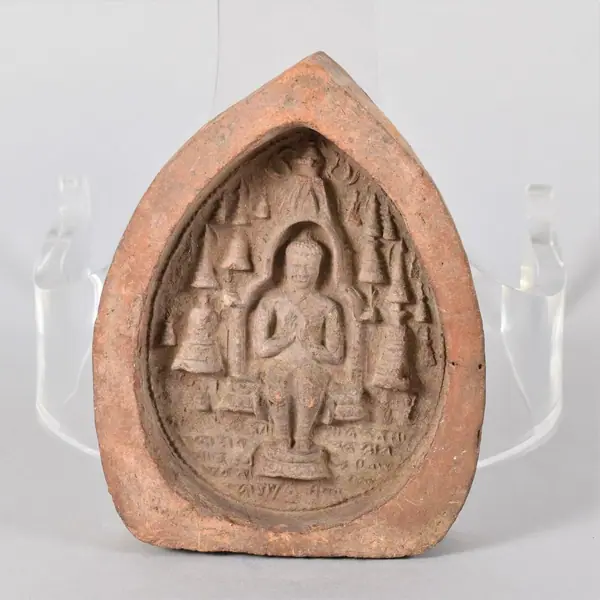 Terracotta Buddhist votive tablet, Pagan (Burma), 11th - 12th century