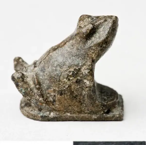 Sculpture amulet from Egypt