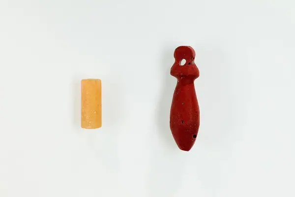Papyrus scepter (wadj) amulet