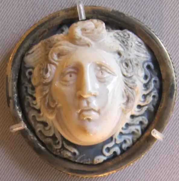 Glittica romana, medusa, sardonice, II-III sec dc.