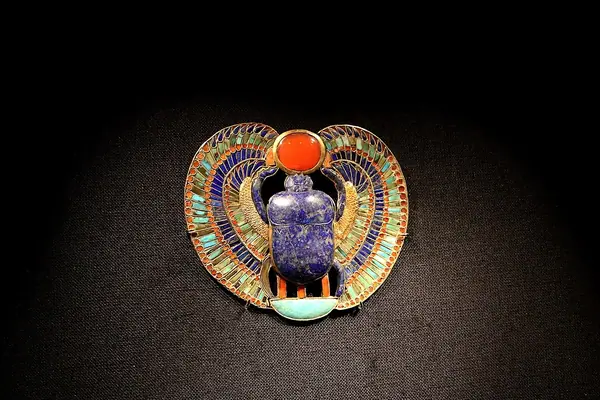 Tutankhamun Pectoral with a scarab beetle 2019