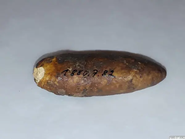 toy, amulet, amulet [?], toy [?], carving