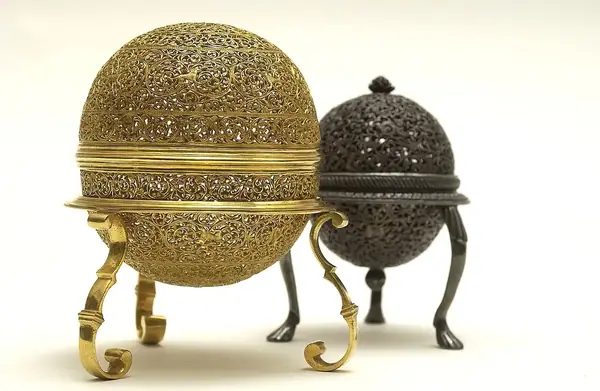 An artificially manufactured version of a goa stone