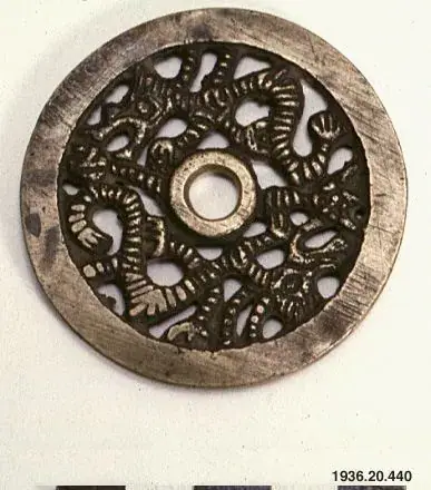 amulet coin