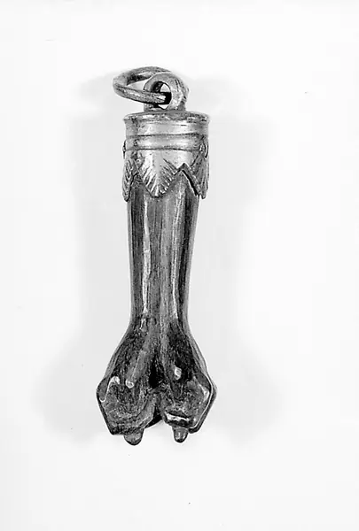 A double fighand of horn in silver mount.