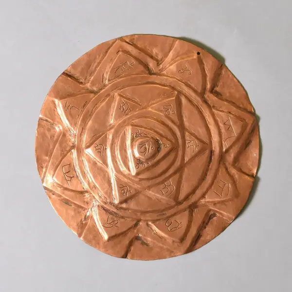 plateau slightly convex, inscriptions; Religion, copper, engraved, India