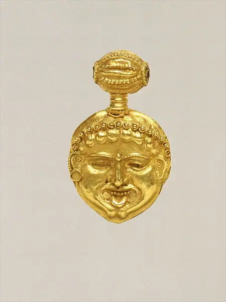 Gold pendant in the form of a gorgoneion (Gorgon's face)