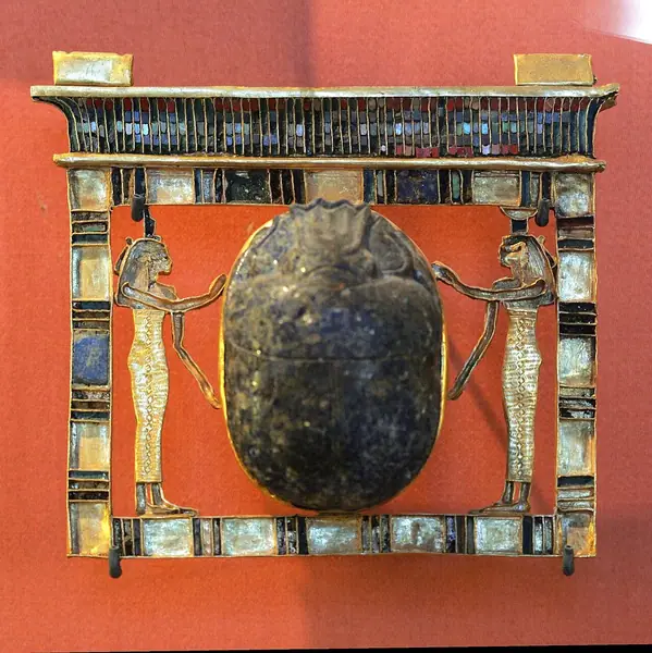 Egypte louvre 090 pendentif