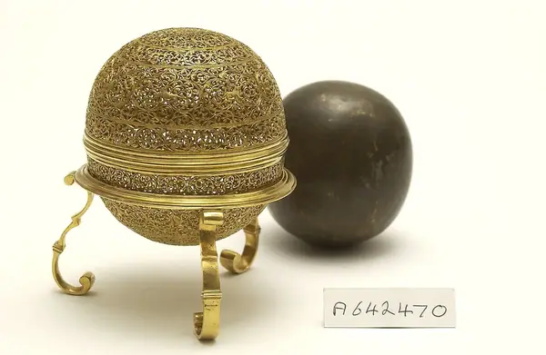 An artificially manufactured version of a goa stone