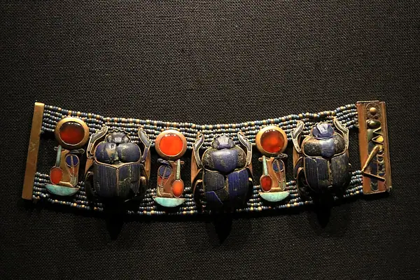 Bracelet of Tutankhamun 2019a