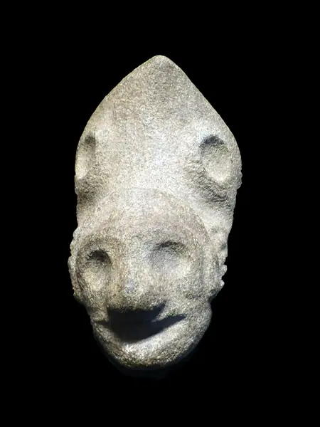 Pierre à trois pointes Taino-Musée du Quai Branly (3)