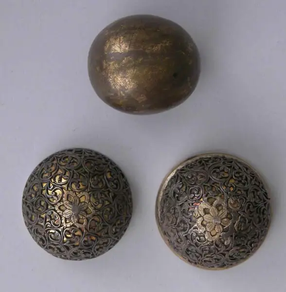Bezoar Stone with Case and Stand