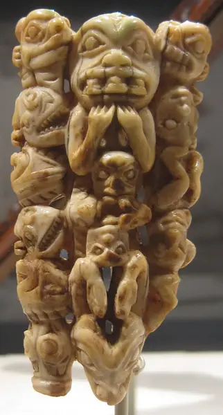 Ivory amulet from Alaska, Tlingit, 1820-50, Metropolitan Museum of Art, 1979.206.518