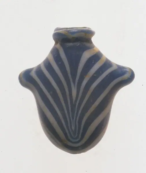Amulet, heart