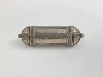 Silver amulet case (hirz) pendant with granulation and a maker stamp, 20th century, Yemen
