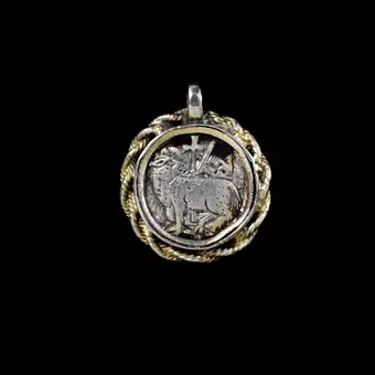 Silver-gilt and enamel pendant depicting the Agnus Dei and Christ