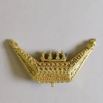 Gold pendant amulet from Gujarat