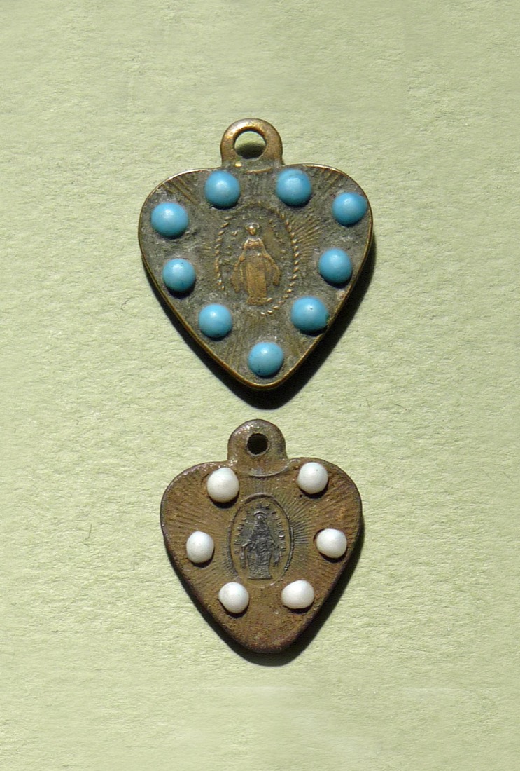 Amulets against cholera