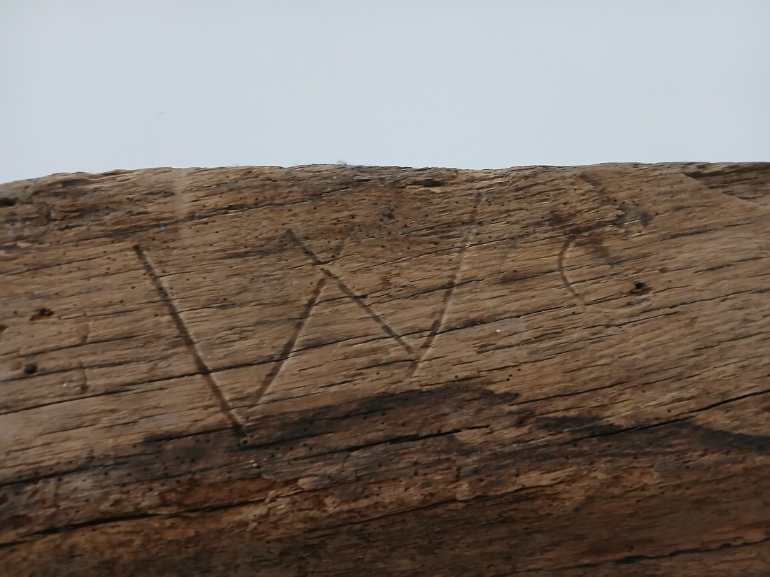 An apotropaic mark