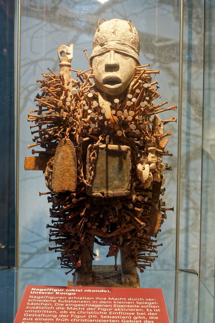 A power figure, nkisi nkondi